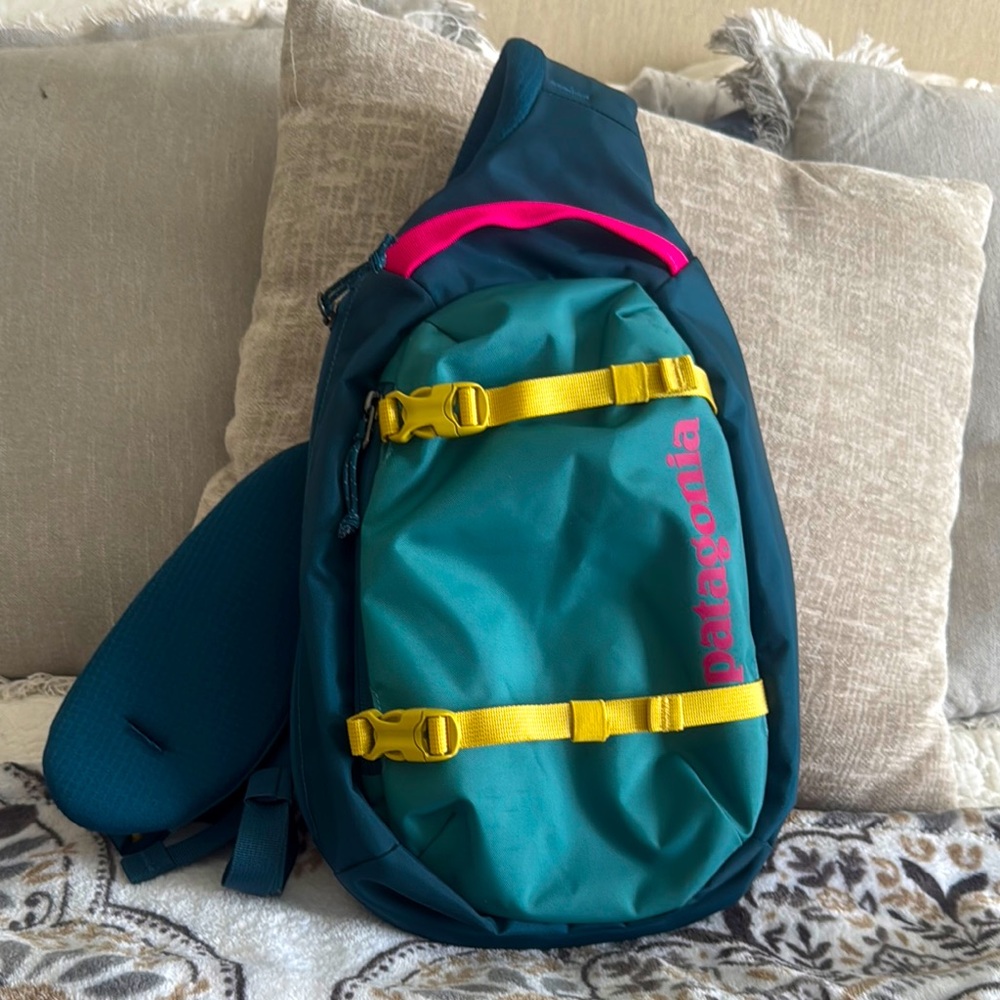 Patagonia Atom Sling Bag 8L